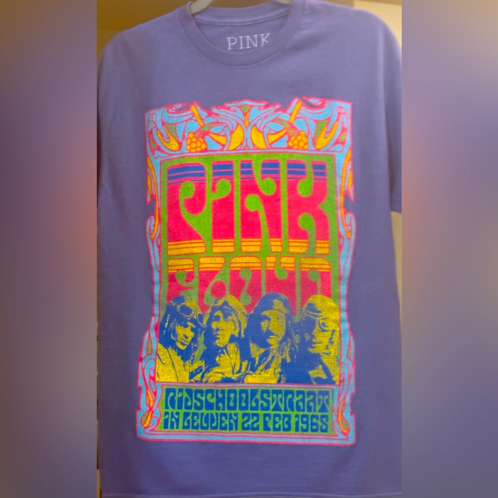 PINK FLOYD T SHIRT SIZE SMALL OVERSIZED EXCELLENT CONDITION SEE PICS FOR DETAIL